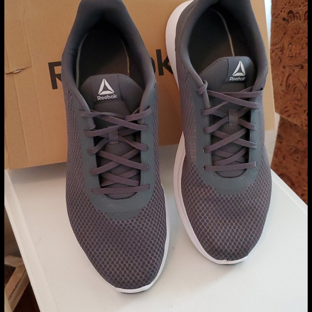 Men's sneakers